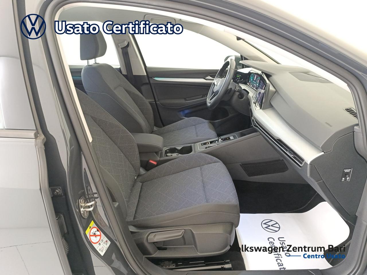 Volkswagen Golf variant 2.0 tdi life 150cv dsg