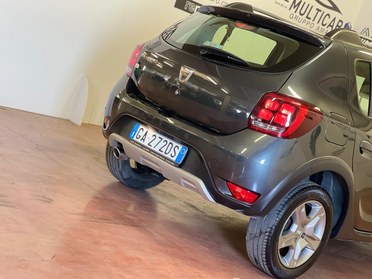 Dacia Sandero Stepway 1.0 TCe 100 CV ECO-G Comfort