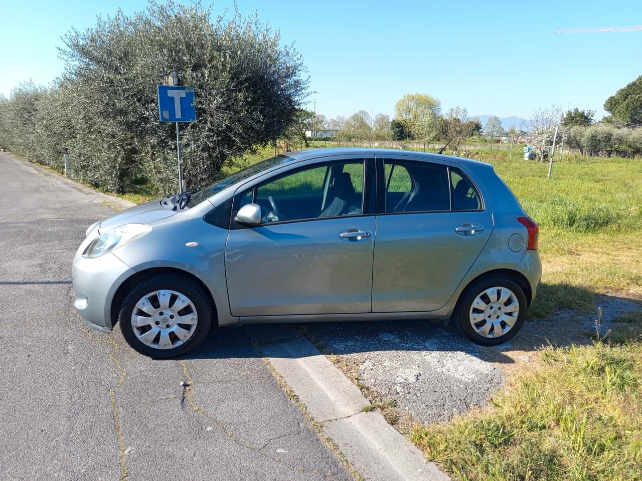 Toyota Yaris 1.0 5 porte Sol