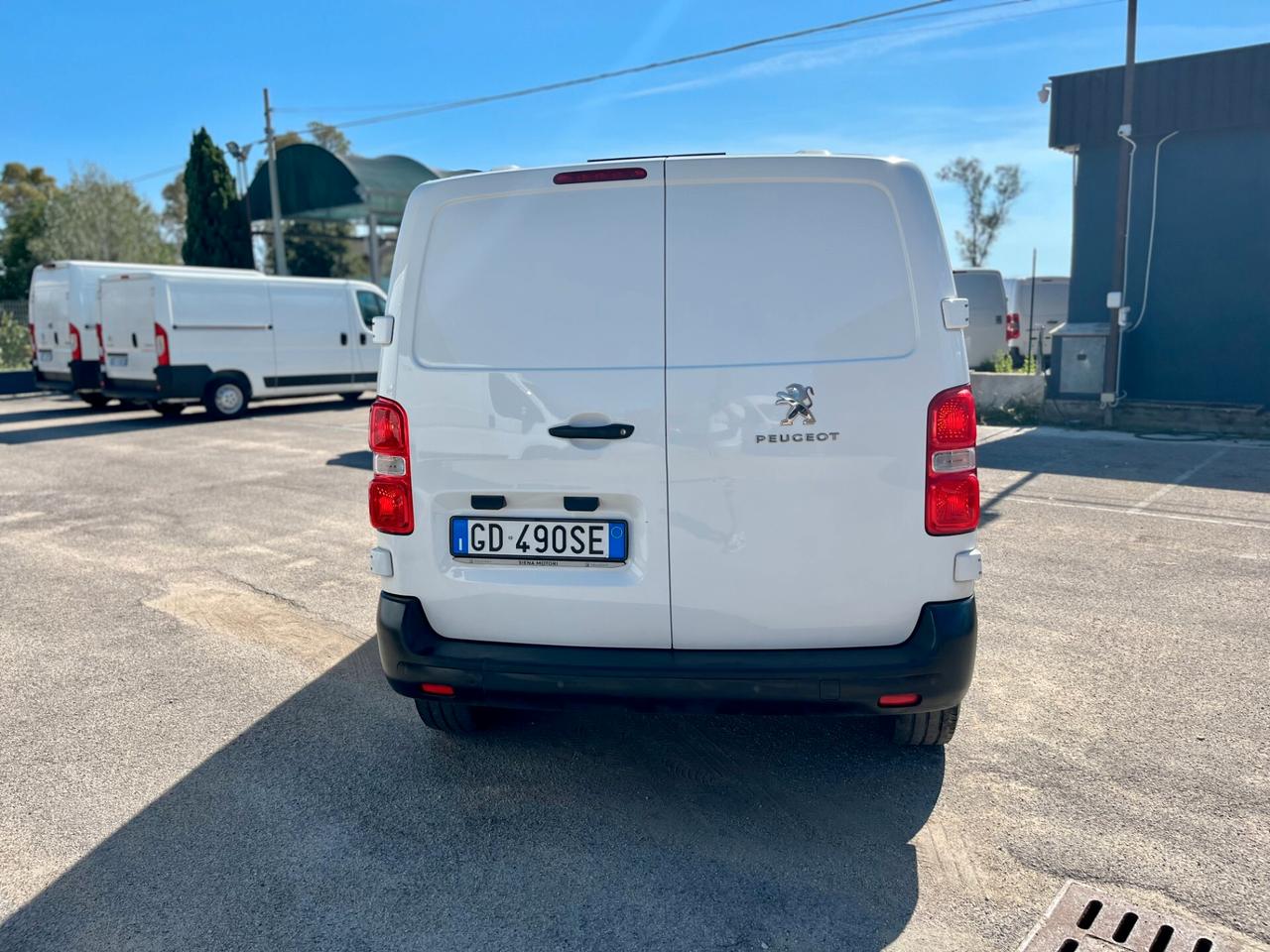 Peugeot Expert PREMIUM - 2.0 BlueHDi 120 S&S Standard