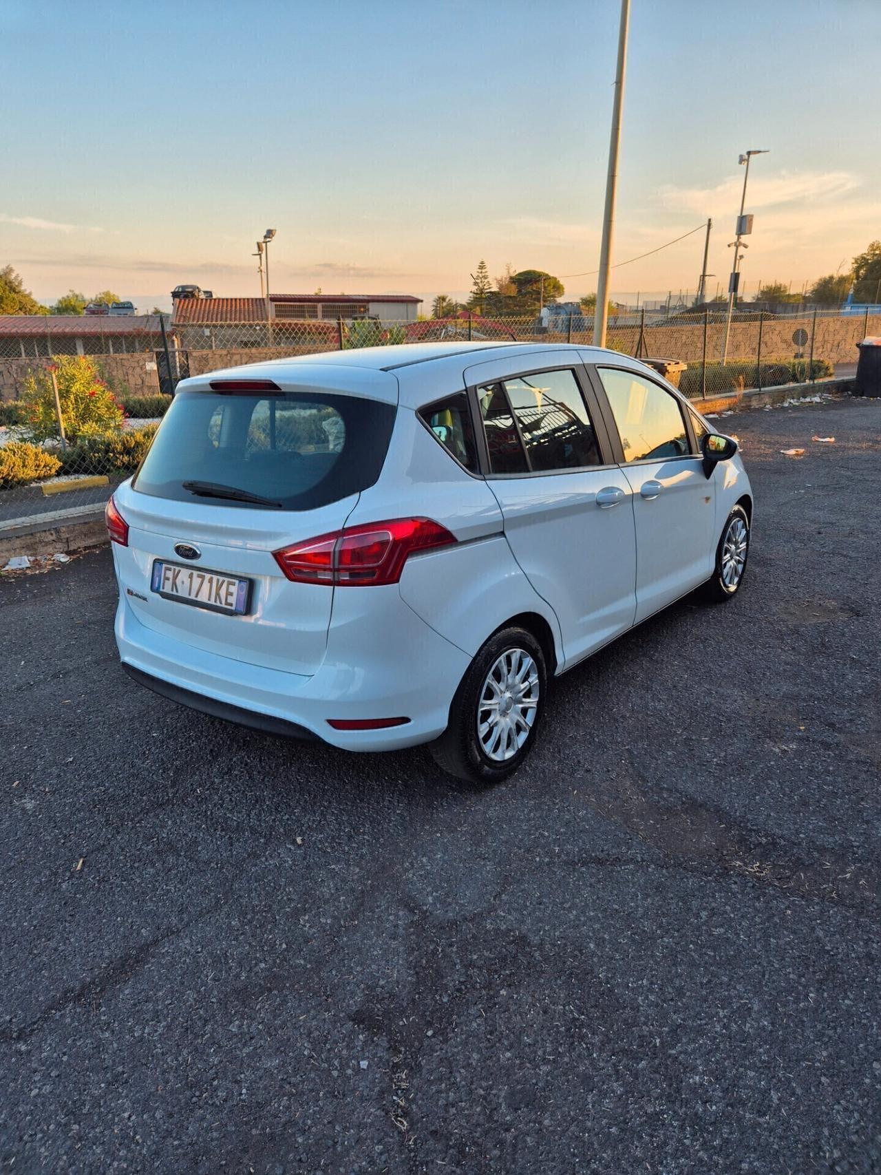 Ford B-Max 1.4 90 CV GPL Titanium