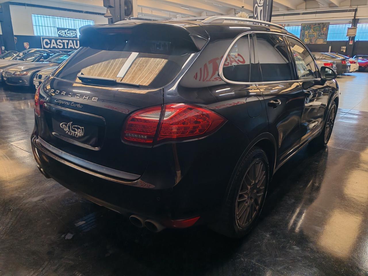 Porsche Cayenne 4.8 Turbo