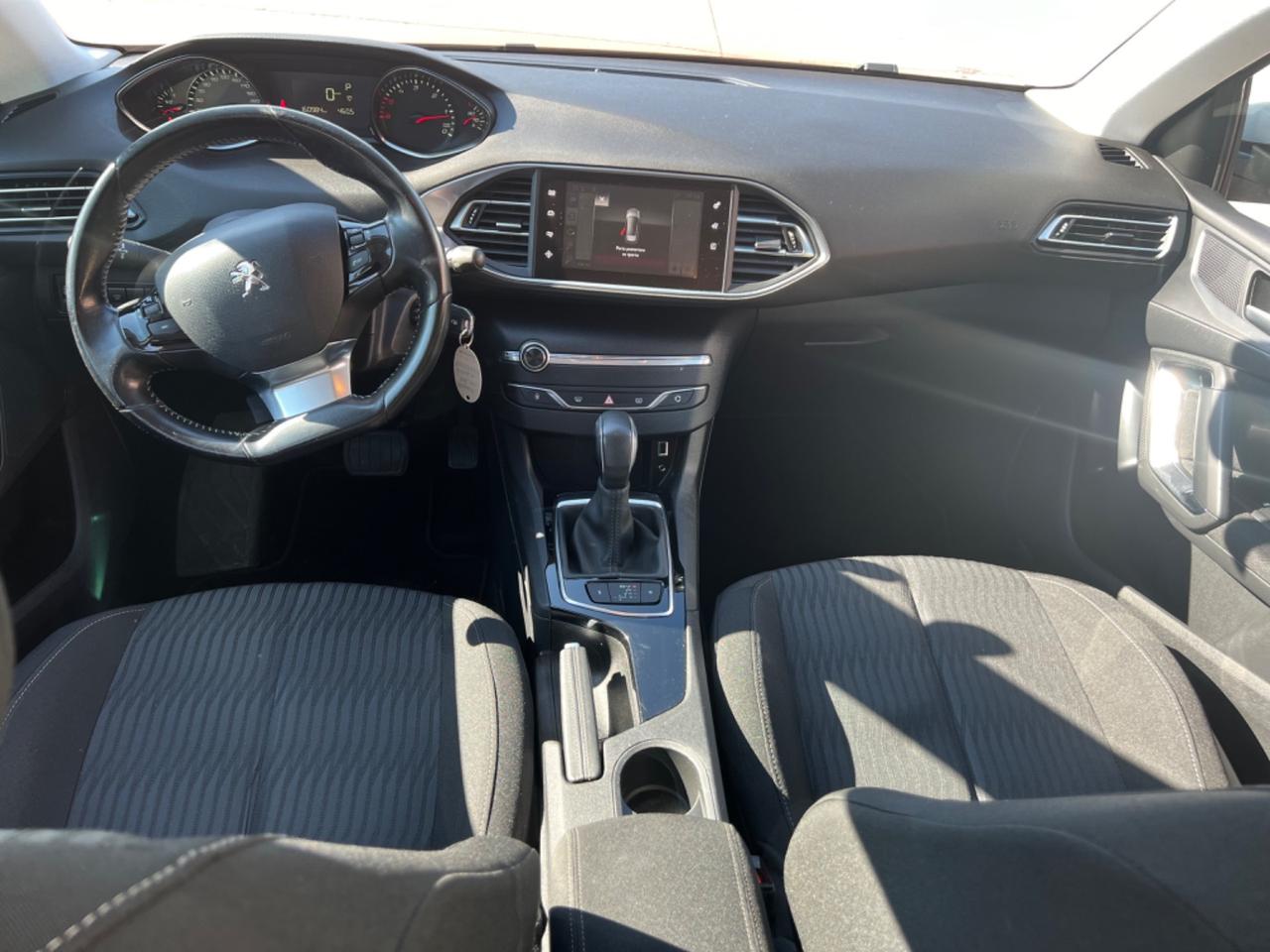 Peugeot 308 BlueHDi 120 S&S EAT6 SW Allure