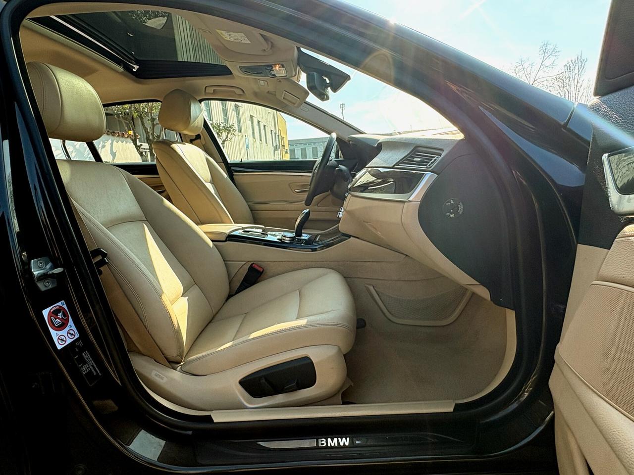 BMW 520d aut BERLINA-EURO 6-Pelle,Nav,Tetto-2016