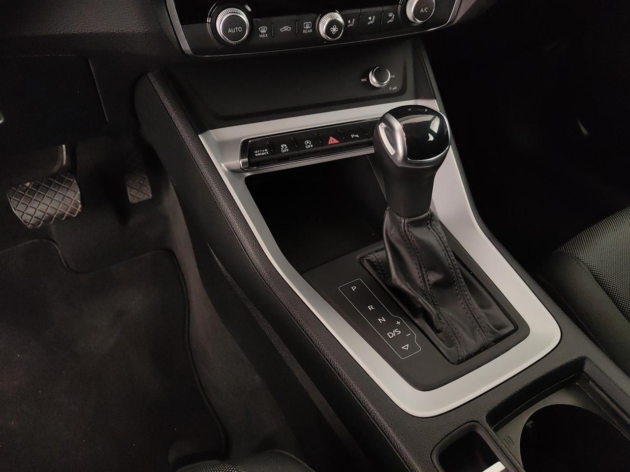 Audi Q3 SPB 35 TDI quattro S tronic Business Plus