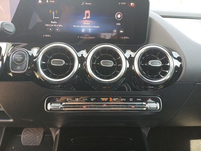 Mercedes-Benz GLA GLA 180 d Automatic Sport Plus NIGHT-PACK