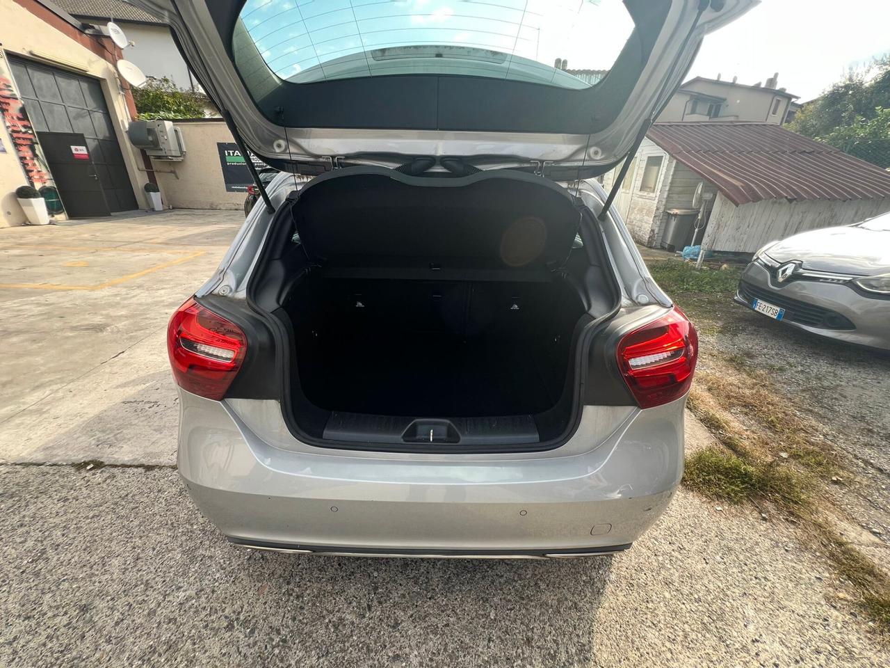 Mercedes-benz A 180 Premium