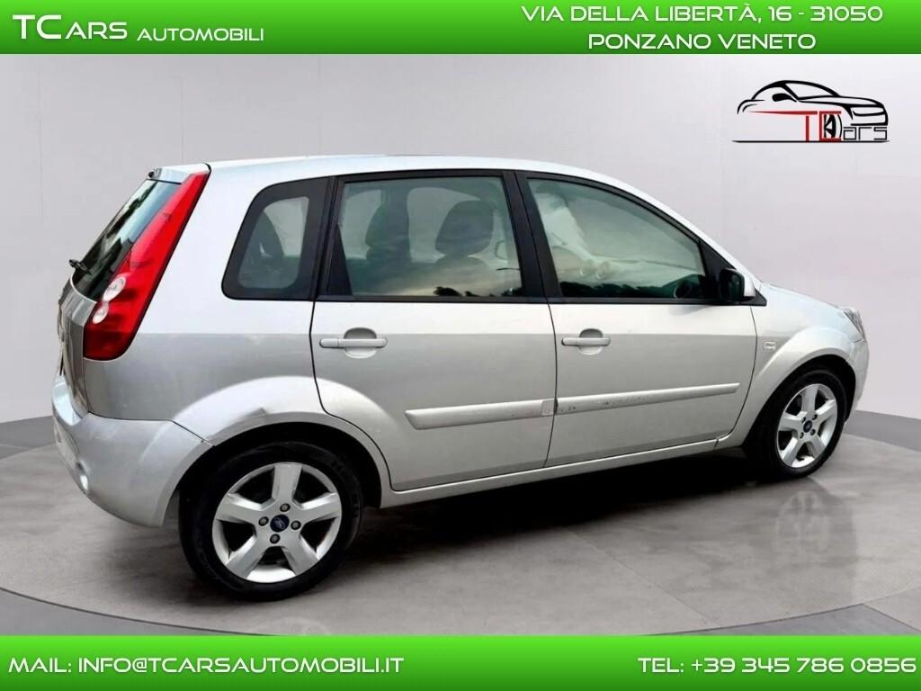 FORD FIESTA 1.2 BENZINA - APERTI TUTTO AGOSTO