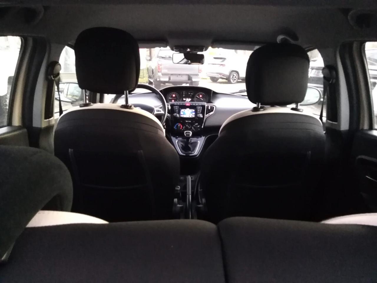 Lancia Ypsilon 1.3 MJT 16V 95 CV 5 porte S&S Gold