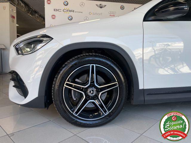 MERCEDES-BENZ GLA 200 d Auto Premium AMG *TETTO*NIGHT