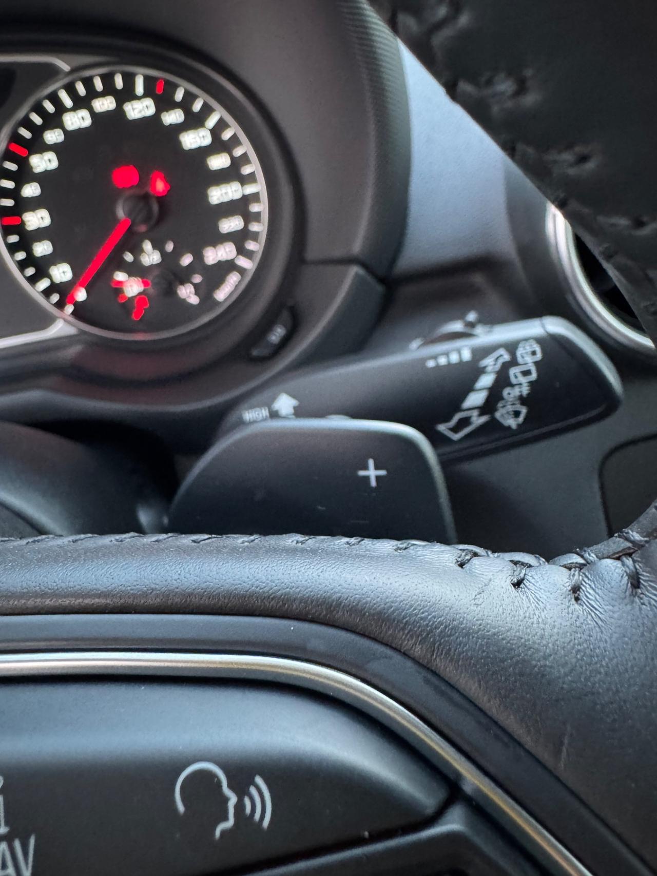 Audi A1 SPB 1.6 TDI CAMBIO AUTOMATICO/UNICOPROPRIETARIO