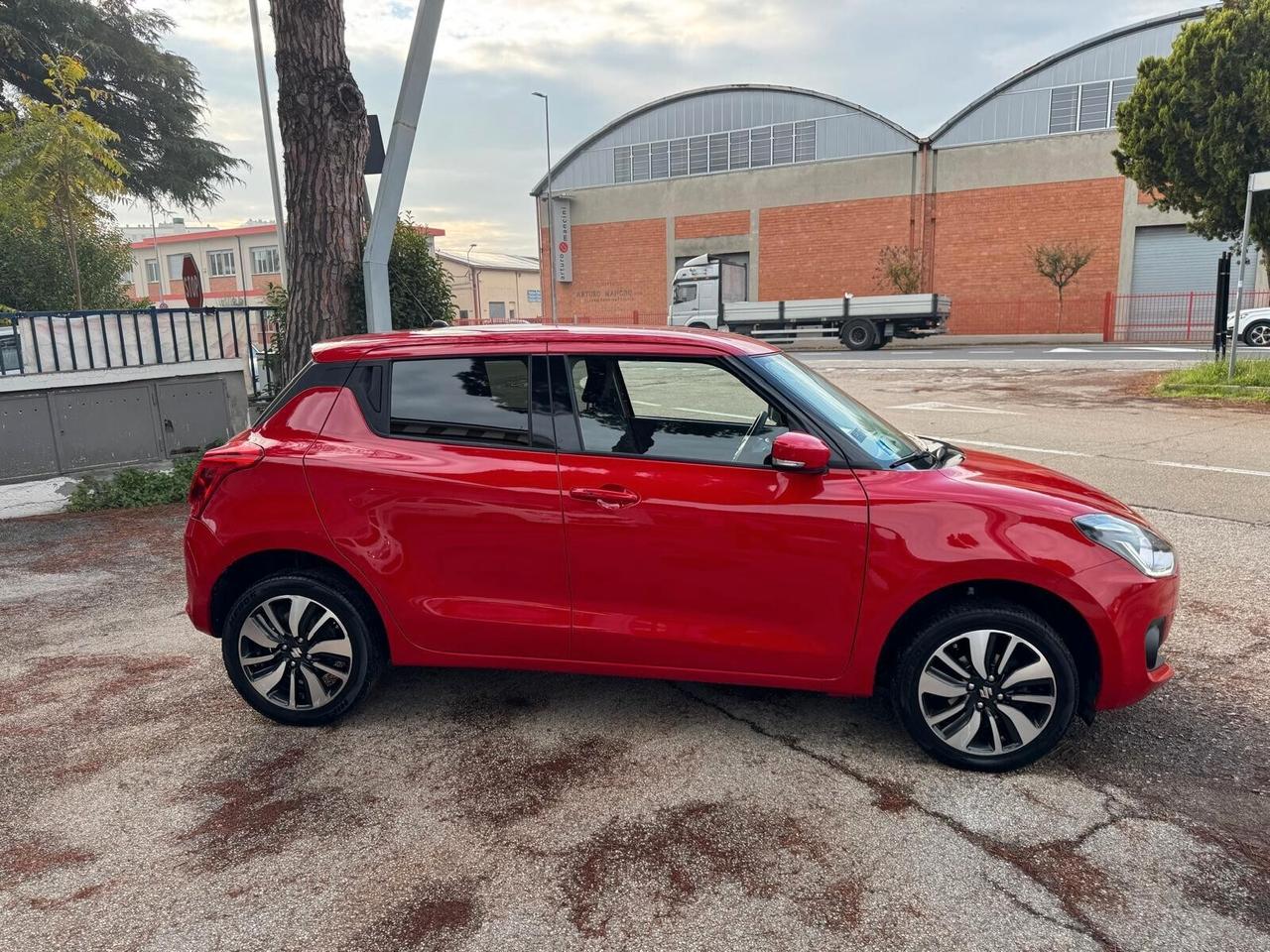 Suzuki Swift 1.2 Hybrid 4WD AllGrip Top