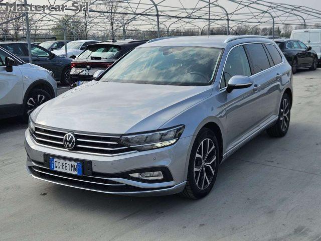 VOLKSWAGEN Passat Variant 2.0 tdi Executive 150cv dsg - GG861MW