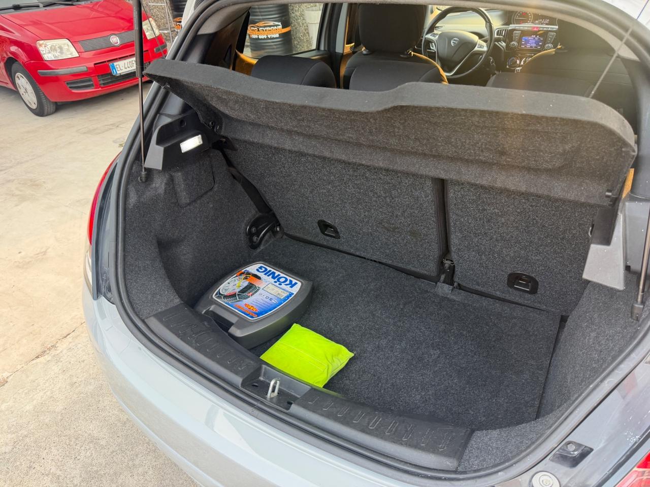 LANCIA YPSILON 1.2 BENZINA EURO6D-TEMP 104.000KM