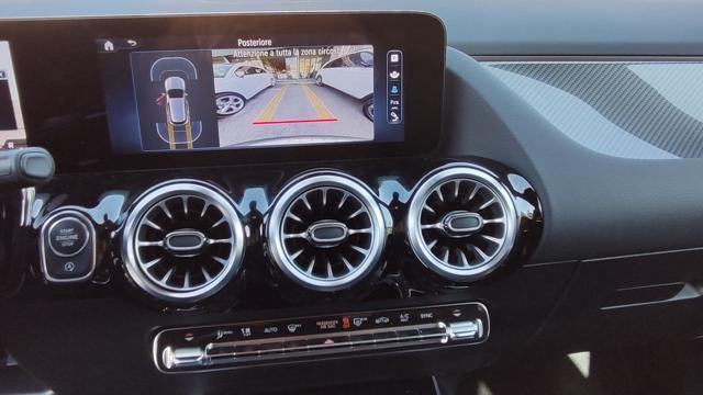 MERCEDES-BENZ GLA 200 d Premium AMG "MULTIBEAM"NAVI"CAMERA"KEYLESS