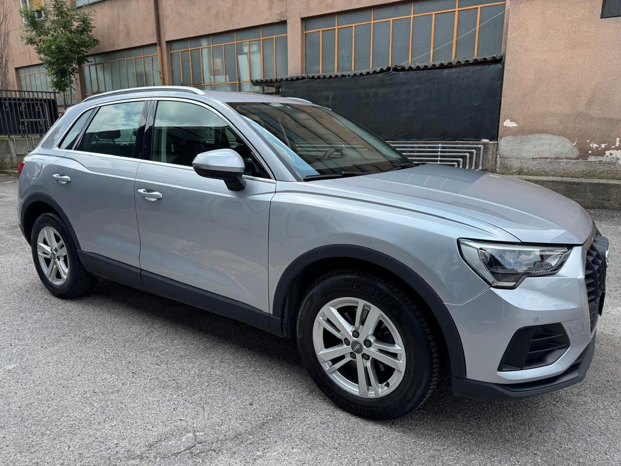 Audi Q3 2.0 TDI 150 CV S tronic Business*NAVI*CERCHI*EURO 6