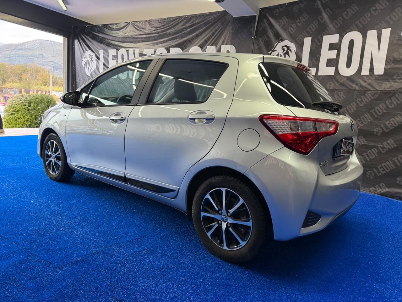 Toyota Yaris benzina hybrida Automatico km 18 mila garanzia 2028