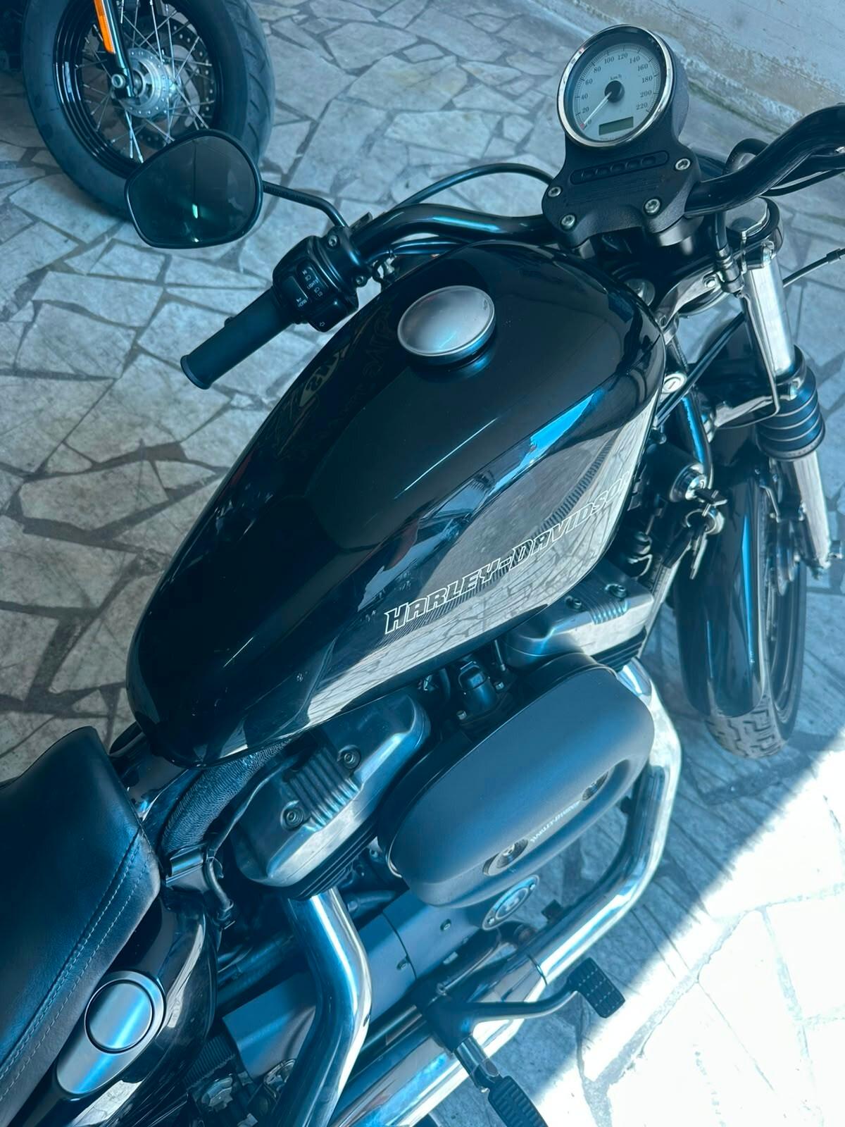 Harley-davidson XL1200 N (Nightster)