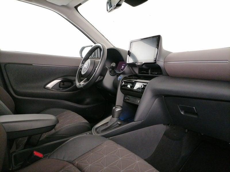 Toyota Yaris Cross 1.5h Lounge fwd 116cv e-cvt