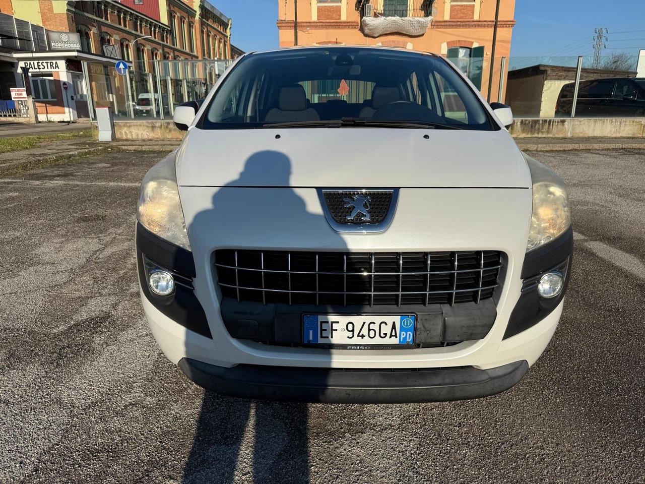 Peugeot 3008 1.6 HDi 112CV Business