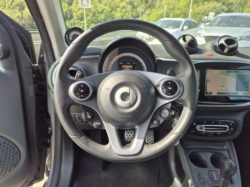 smart fortwo Smart III 2015 Benzina 0.9 t Berlin Black Brabus 90cv twinamic