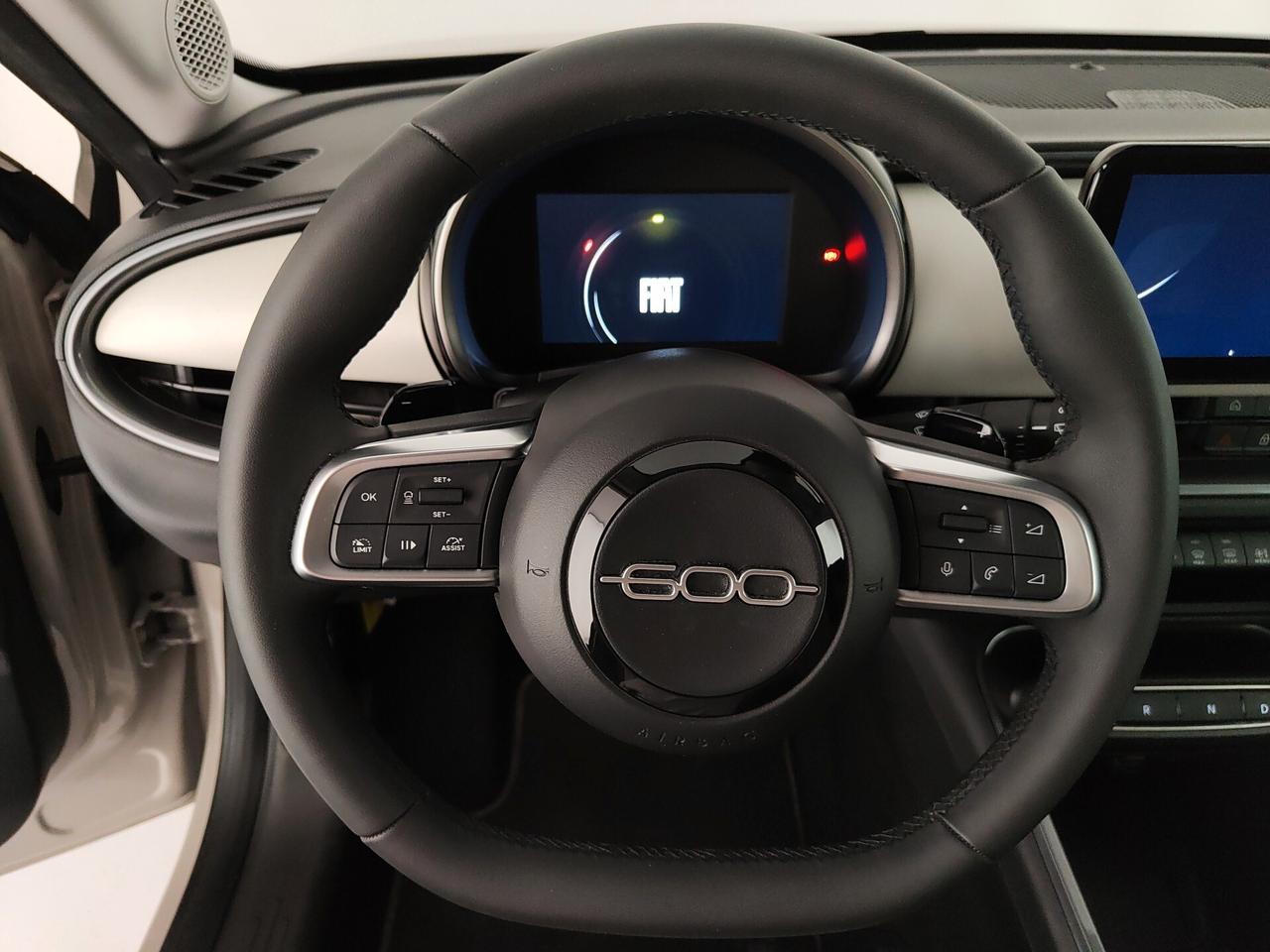 Fiat 600 Hybrid 110 CV DCT MHEV La Prima