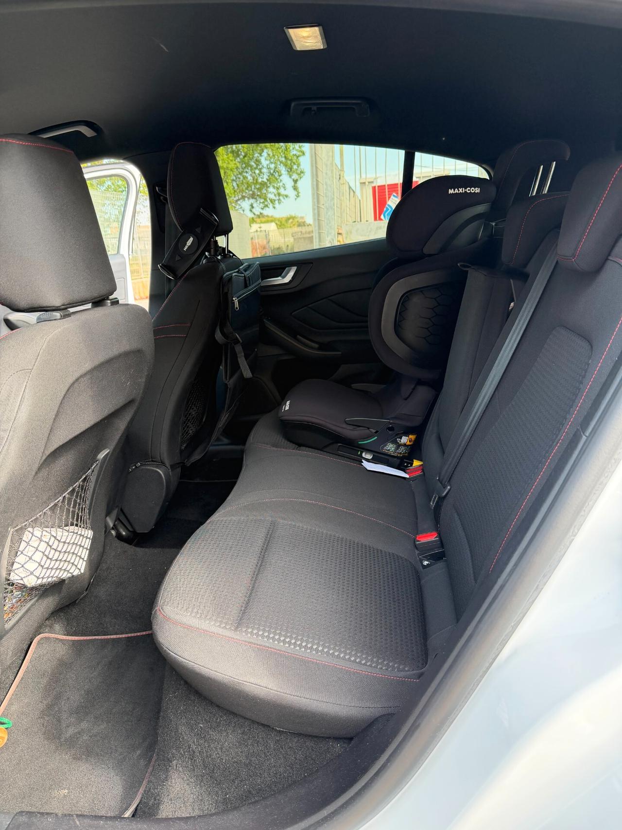 Ford Focus 1.0 EcoBoost Hybrid 125 CV 5p. ST-Line X