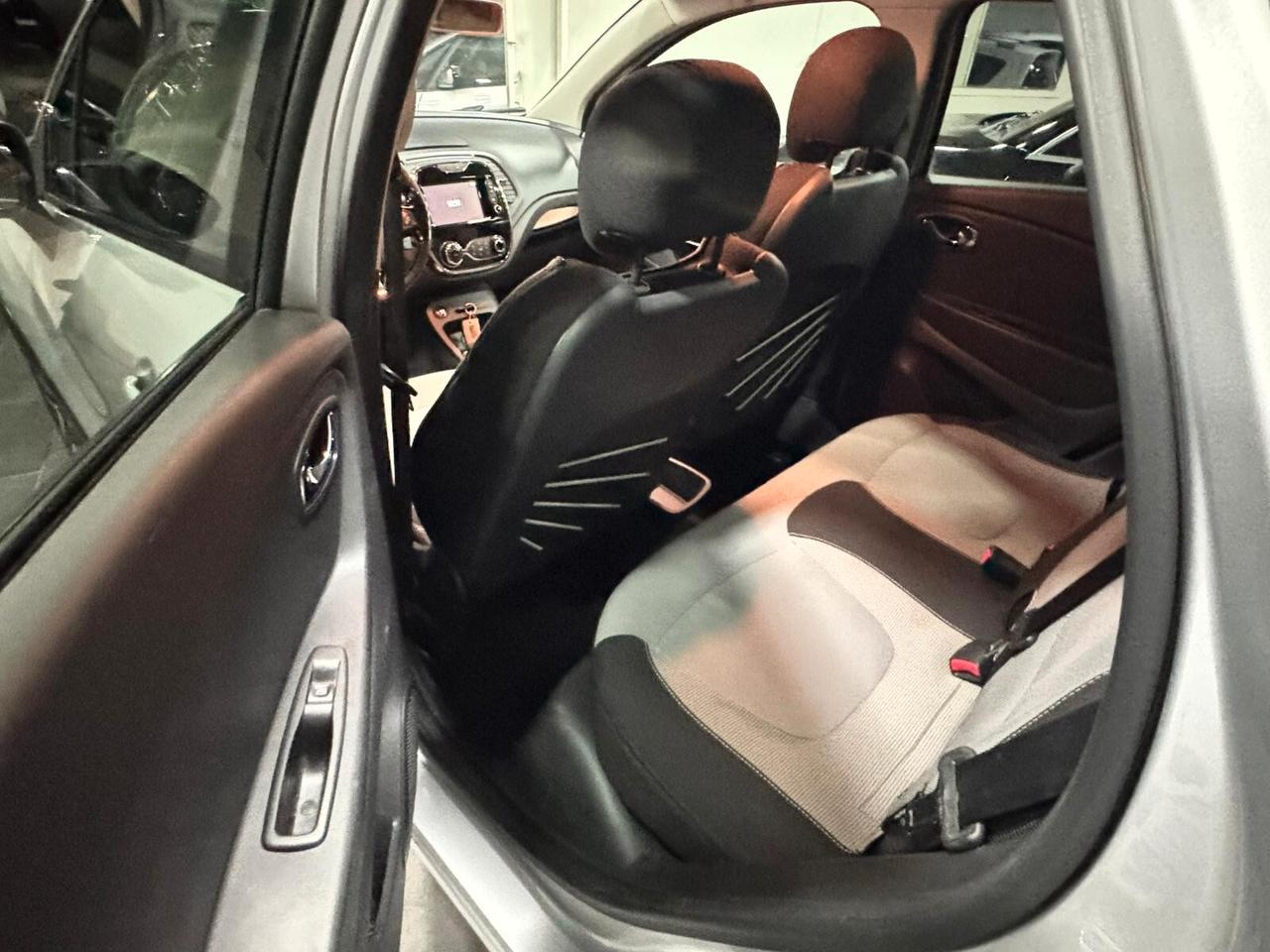 Renault Captur 1.5 dCi 8V 90 CV EDC Energy R-Link