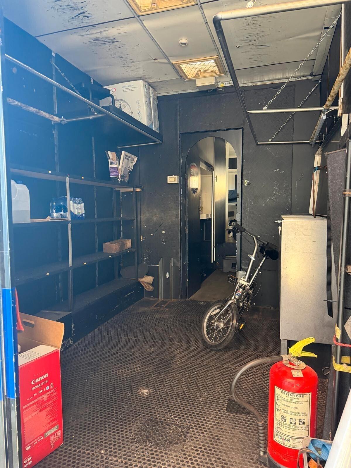 Iveco Daily 35C15 Mini Truck