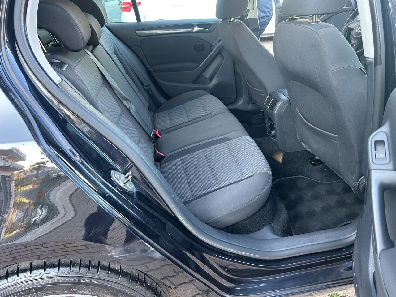 Volkswagen Golf 1.6 TDI DPF 5p. Highline
