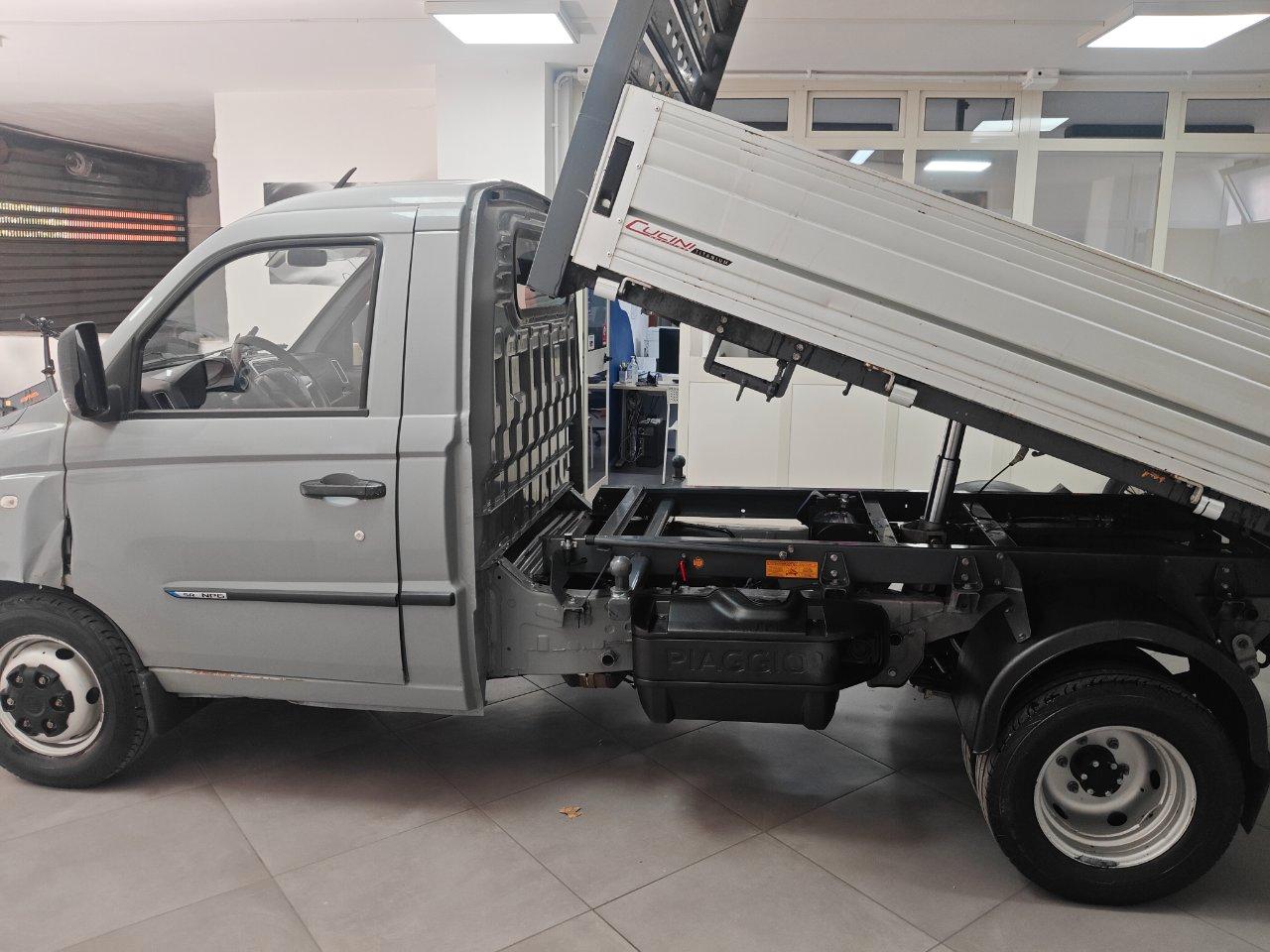 PIAGGIO Porter NP6 LPG short range 3000 pianale ribaltabile Top r.gem.