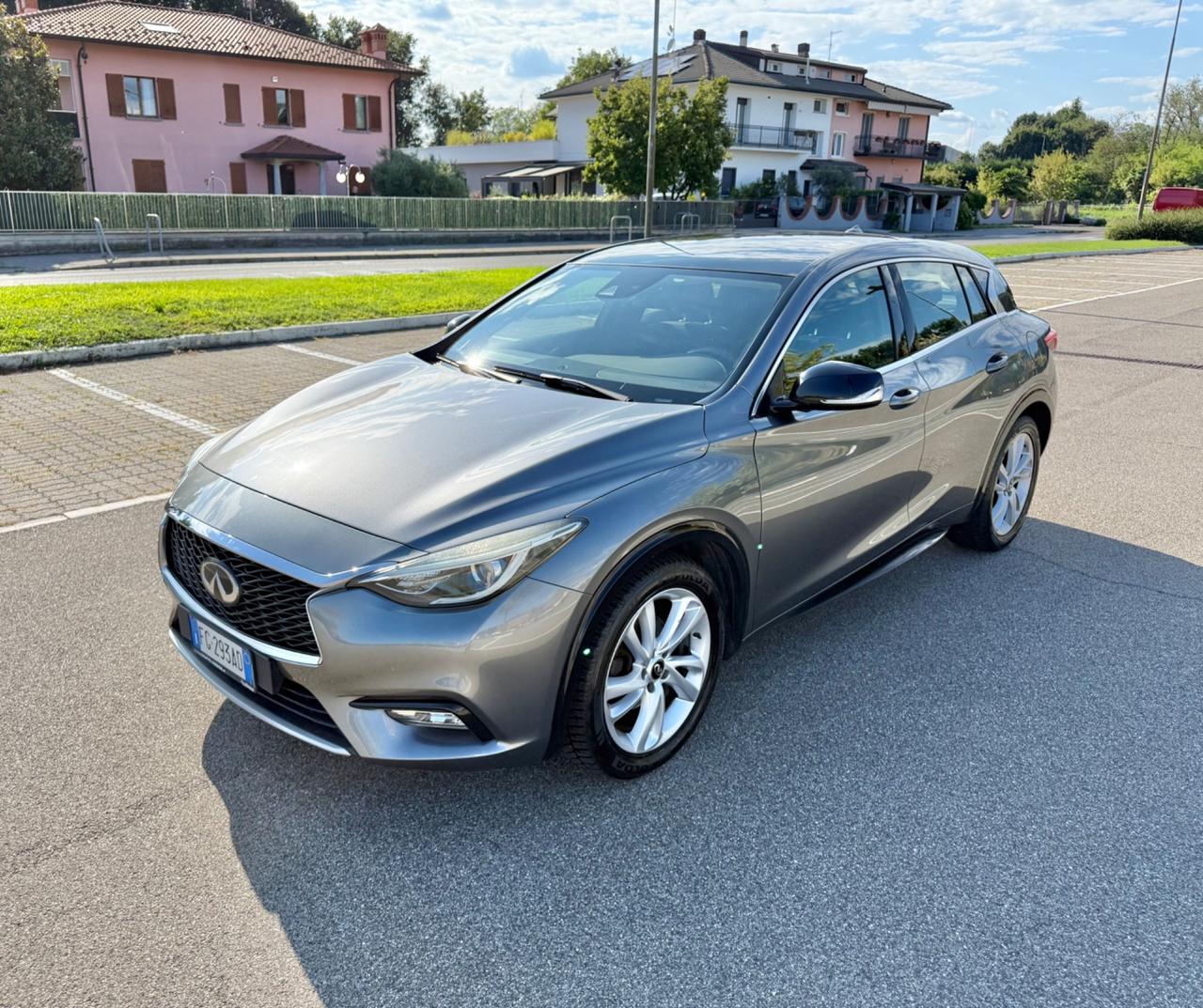 Infiniti Q30 1.5 diesel 109Cv DCT Automatik*Navi*Panorama