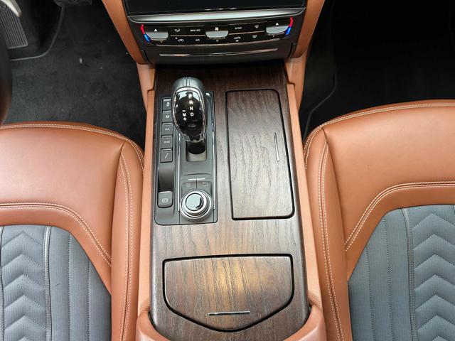 MASERATI Quattroporte V6 S Q4 Granlusso "INTERNI ZEGNA E MOTORE FERRARI"