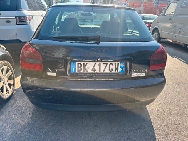 Audi A3 Anche permuta o scambi0