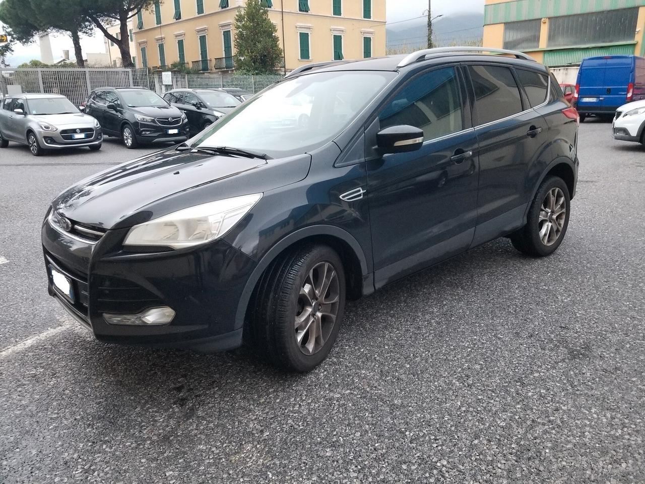 Ford Kuga 2.0 TDCI 140 CV 4WD Titanium