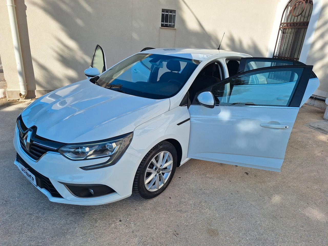 Renault Megane 1.5 dCi 110 CV BERLINA 2016