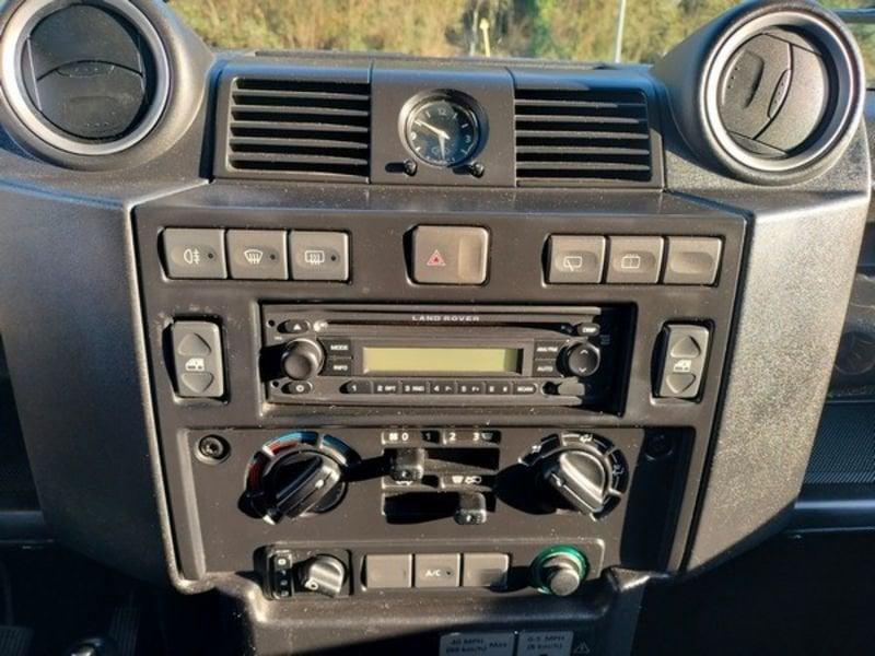 Land Rover Defender Defender 90 2.4 TD4 SE