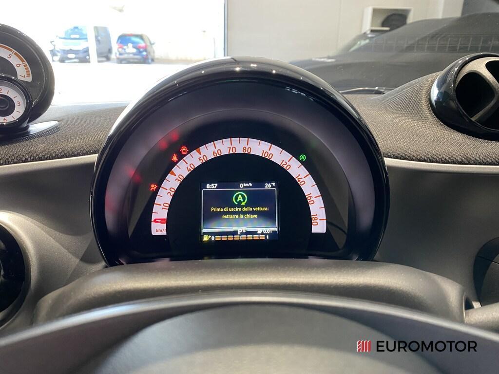 Smart fortwo coupe 0.9 Turbo Superpassion twinamic