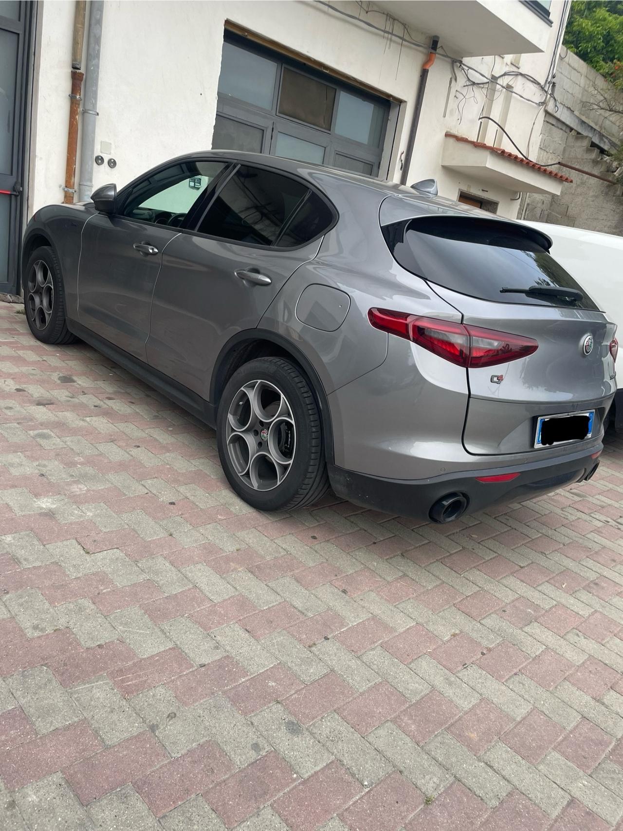Alfa Romeo Stelvio 2.2 Turbodiesel 190 CV AT8 Q4 Sprint