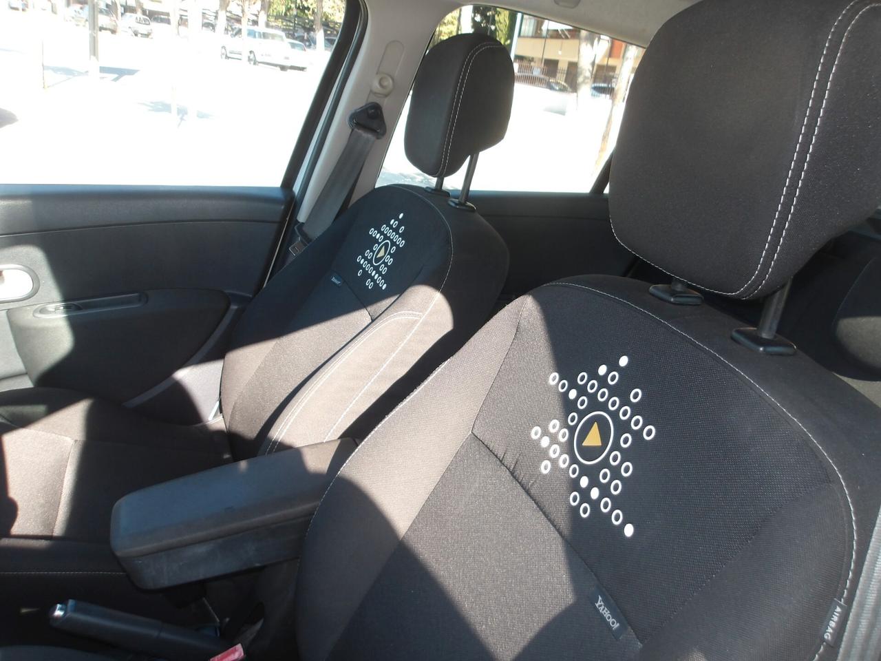 RENAULT CLIO 1.5 DCI SPORTOUR-GARANZIA FULL-2012