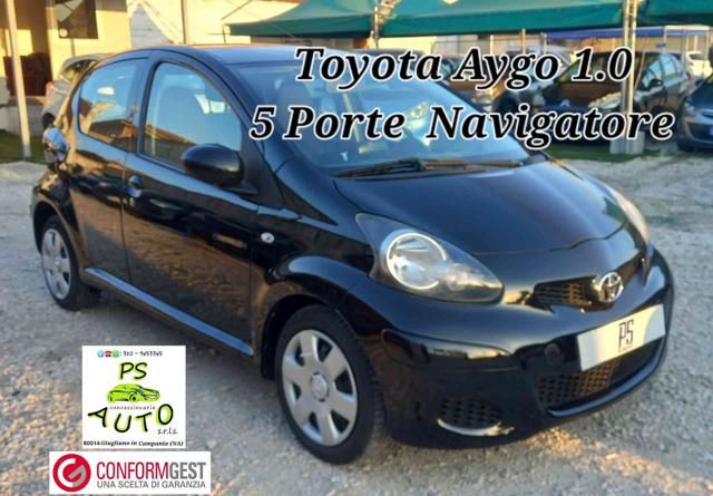 TOYOTA Aygo 1.0 12 valv. VVT-i Navy 5 P.