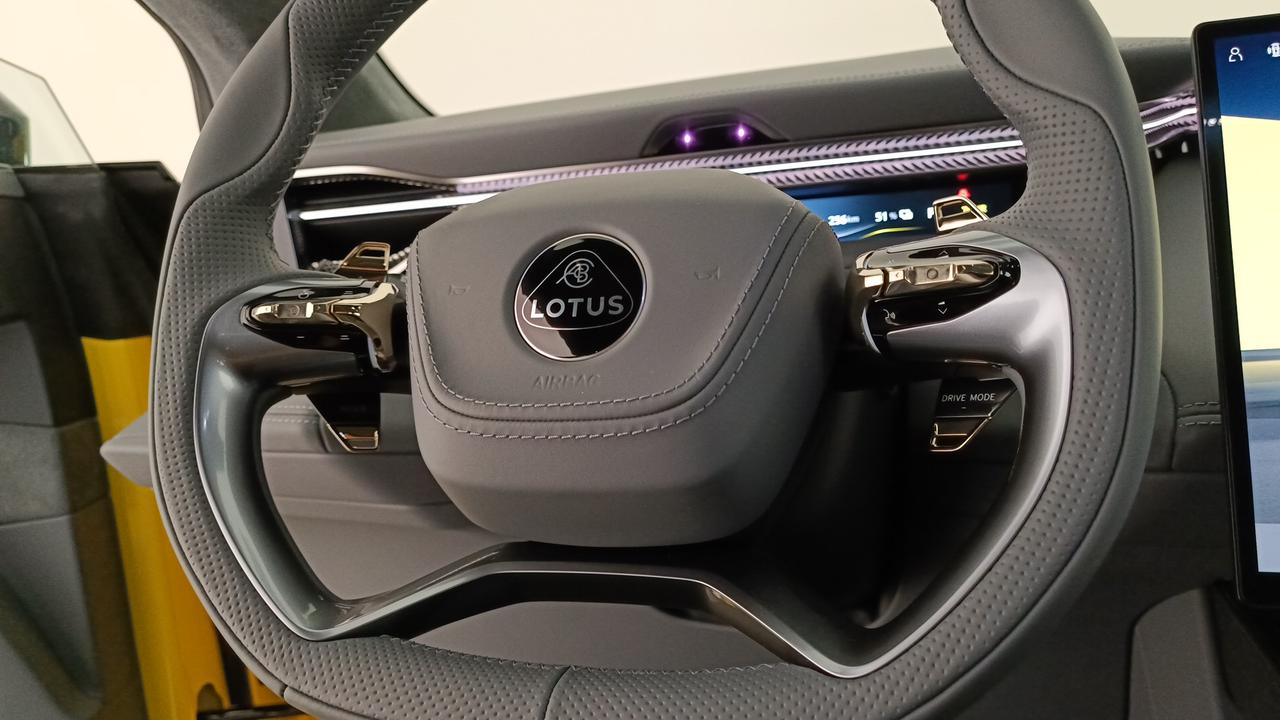 LOTUS ELETRE 600 GT