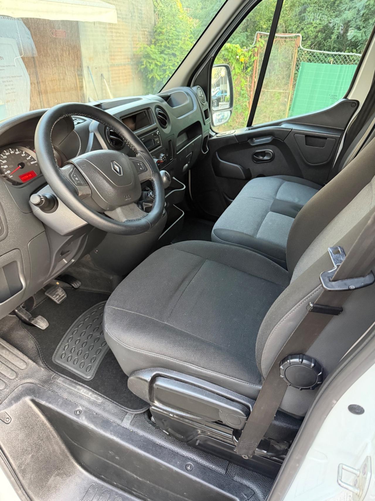 Renault Master 2.3 dci T53
