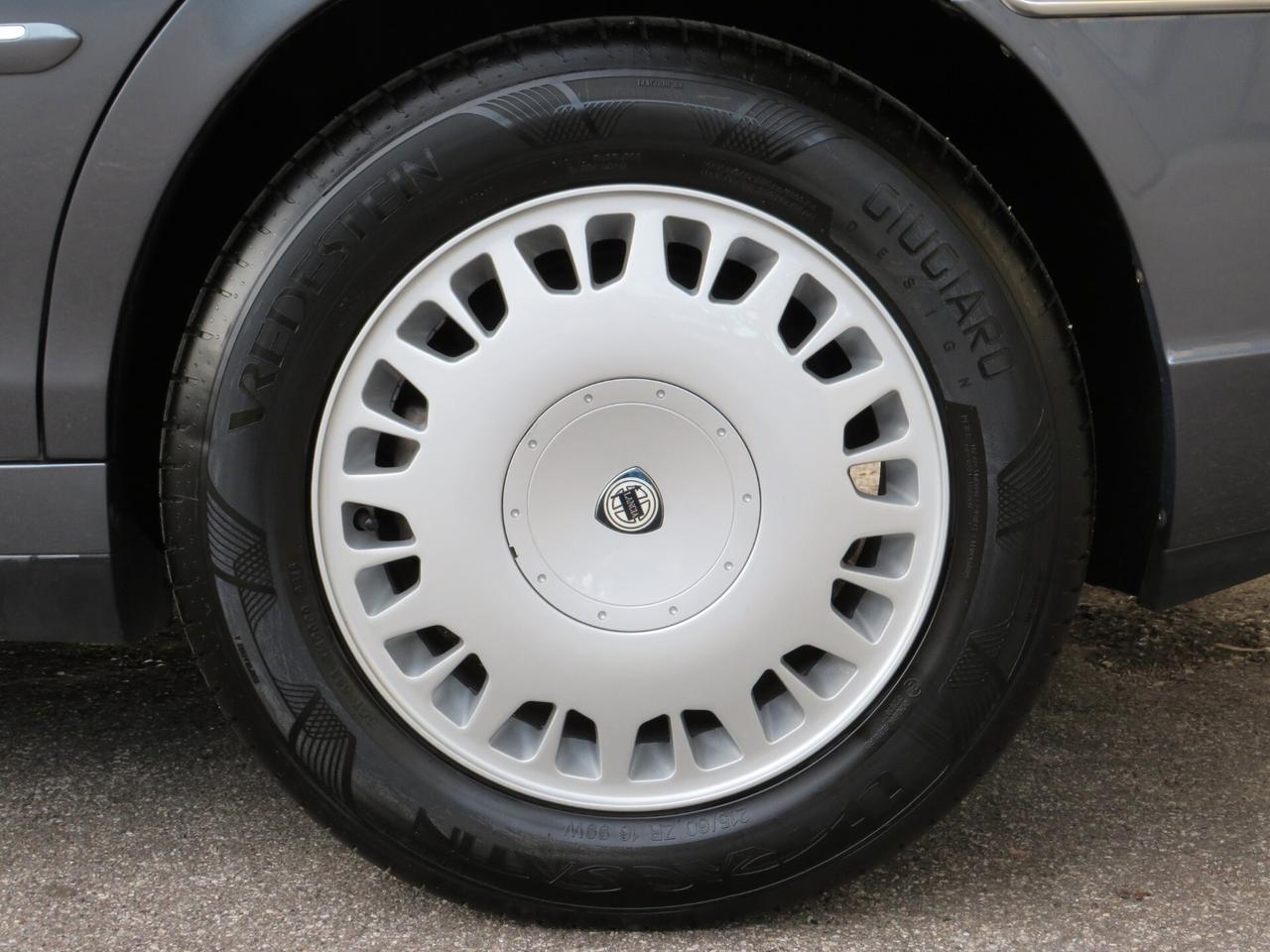 Lancia Thesis 3.0 V6 24V aut - 6 cilindri Busso - pelle beige