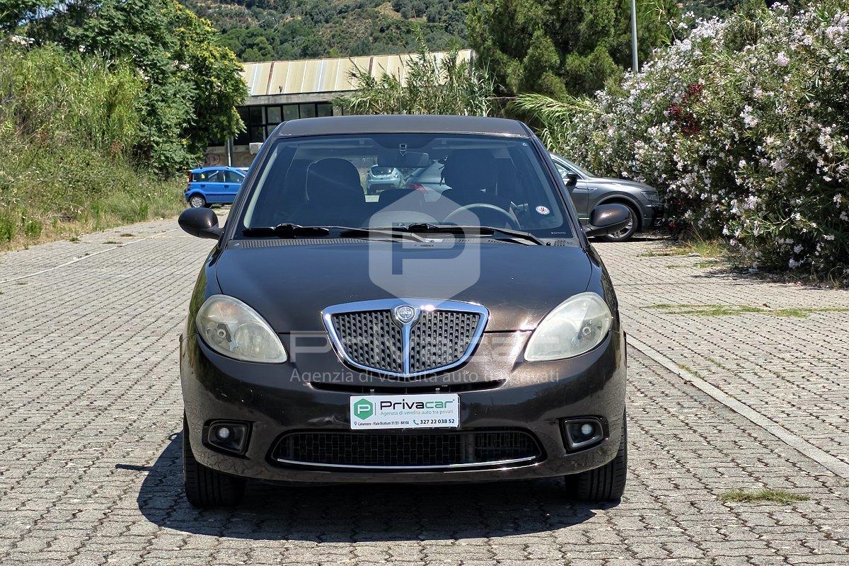 LANCIA Ypsilon 1.3 MJT 75 CV Oro