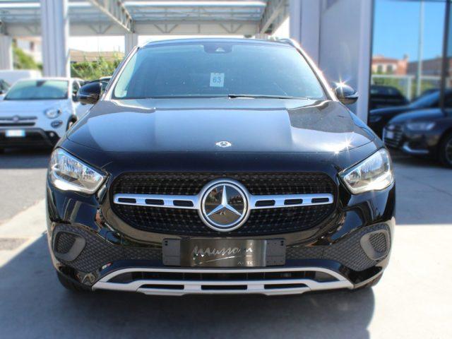MERCEDES-BENZ GLA 200 d Automatic Business