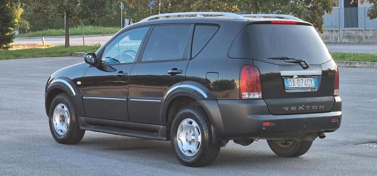 Ssangyong REXTON 2.7 XDi cat Plus 1