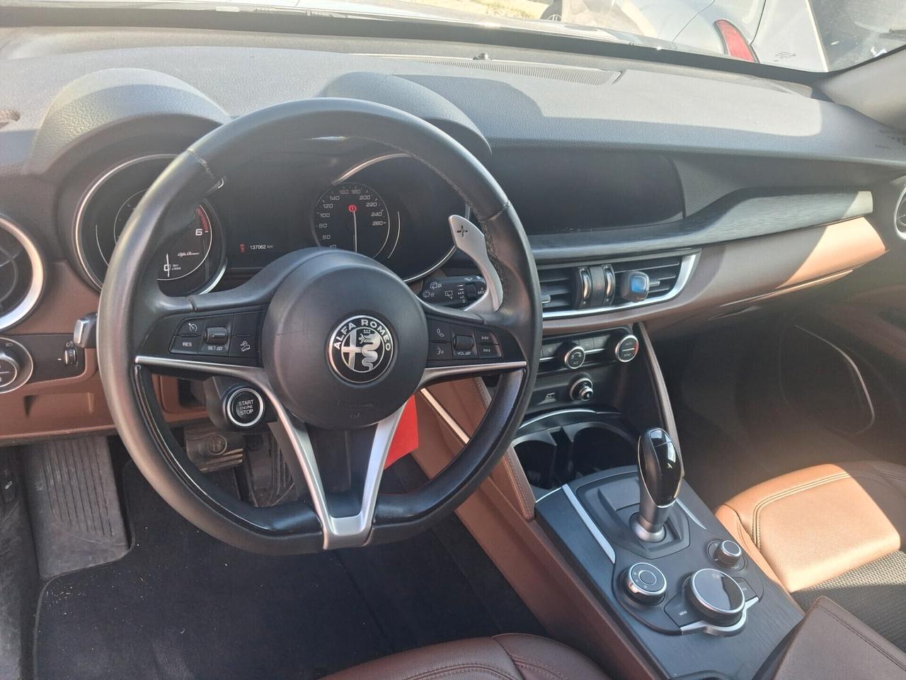 Alfa Romeo Stelvio 2.2 MJ l 150 CV AT8 Super