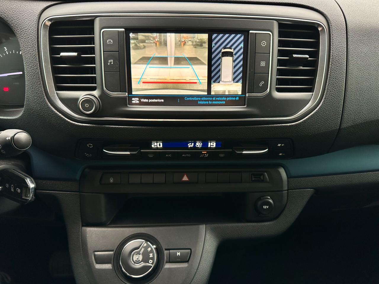 Peugeot Traveller BlueHDi 120 S&amp;amp;S Standard Business, 8 posti, automatico