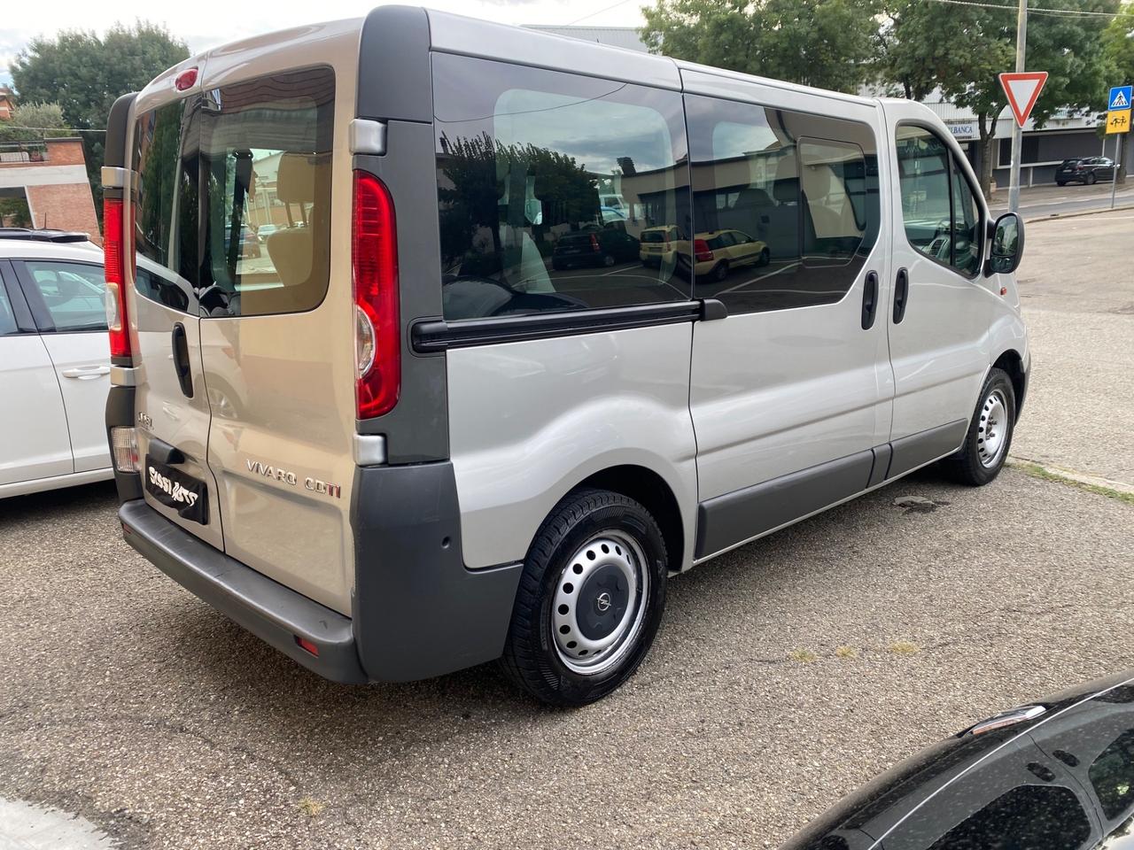 Opel Vivaro 27 2.0 CDTI 115 CV. PC-TN Combi 9 posti